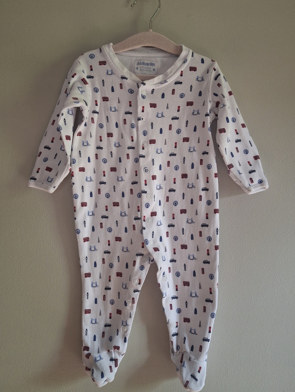 JoJo Maman Bebe London Footie 6-9m